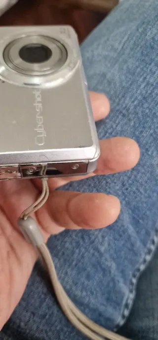 Cámara Sony Cyber-shot dsc-s750 Plata + Accesorios