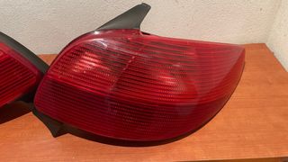 Pilotos Traseros Peugeot 206 (2 unidades)