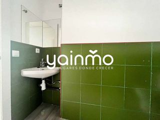 Local comercial en alquiler en Renfe - Bulevar 1º y 2º Fase en Jaén