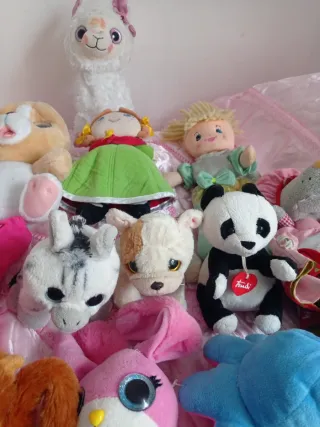 Lotto n. 2 di peluche miste