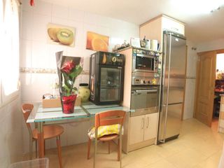 Casa adosada en venta en Polígono - Carrefour en Ávila