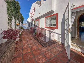 Casa adosada en venta en Riviera del Sol en Mijas