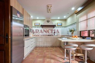Chalet en venta en Santuario - La Laguna en Chipiona