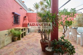 Chalet en venta en Santuario - La Laguna en Chipiona