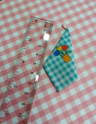 Strofinaccio casa bambole con fiori