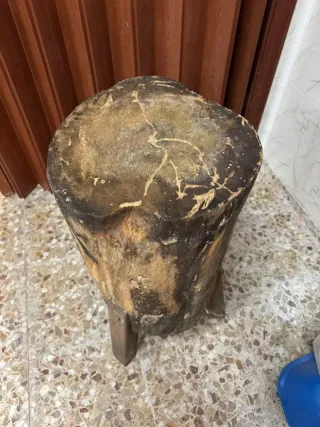 Pilón de madera rústico