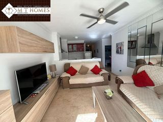 Piso en venta en Playa de los Boliches en Fuengirola