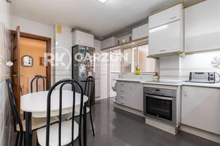 Piso en venta en Ciudad Jardín - Tagarete - El Zapillo en Almería