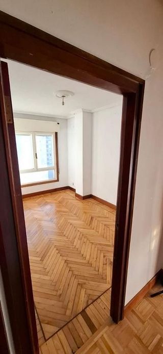 Piso en venta en Numancia - San Fernando en Santander