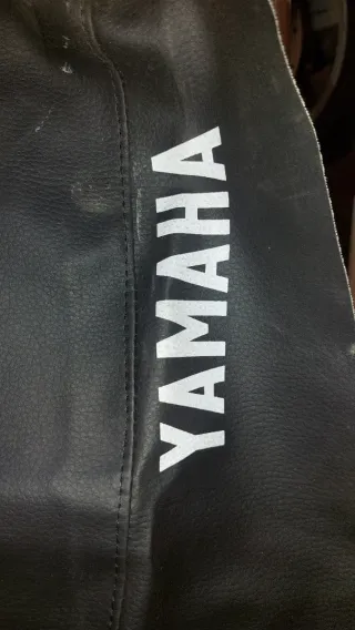 Funda Asiento Yamaha Cross/Enduro Negra