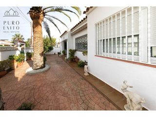 Chalet en venta en Mont-Roig en Mont-Roig del Camp