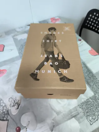 Zapatillas Munich Talla 40 Gris/Rojo