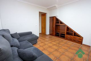 Casa adosada en venta en La Granja-La Colina-Los Pastores en Algeciras