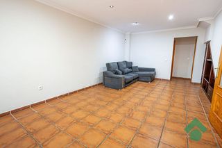 Casa adosada en venta en La Granja-La Colina-Los Pastores en Algeciras