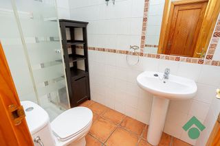 Casa adosada en venta en La Granja-La Colina-Los Pastores en Algeciras