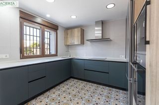 Casa pareada en venta en Zubia (La)