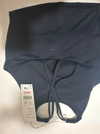 Top deportivo mujer Oysho negro talla S