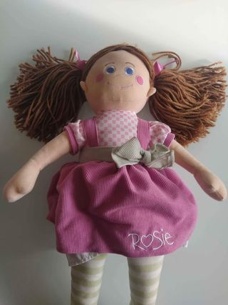 BAMBOLA ROSA PER BAMBINI