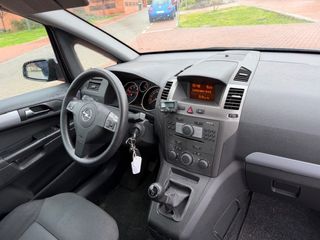 Opel Zafira 1.8 gasolina 7 PLAZAS