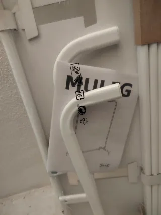 Burro/Perchero Ropa IKEA MULIG Blanco