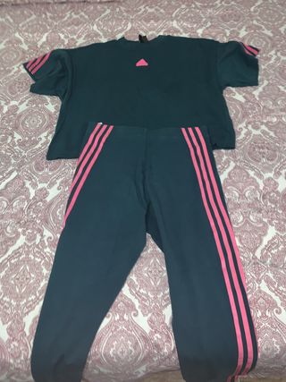 Conjunto deportivo Adidas