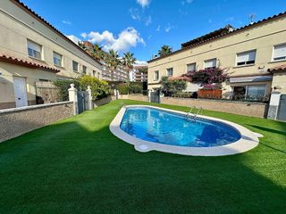 Casa adosada en venta en Puigventós en Lloret de Mar