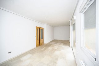 Casa adosada en venta en Quintanar de la Orden