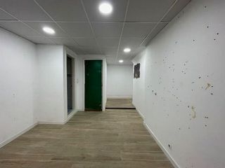 Local comercial en alquiler en Sants en Barcelona
