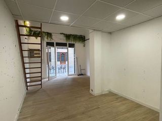 Local comercial en alquiler en Sants en Barcelona