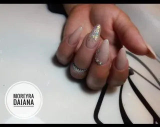 Manicura profesional a domicilio