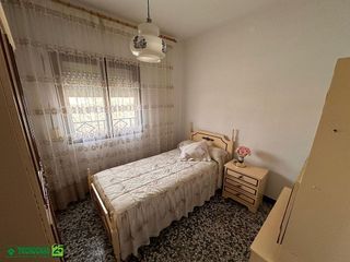 Casa adosada en venta en Manzanares