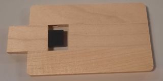 Pendrive Oliver Peoples 2GB Legno