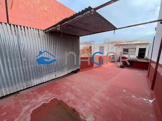 Chalet en venta en La Línea de la Concepción ciudad en Línea de la Concepción (La)