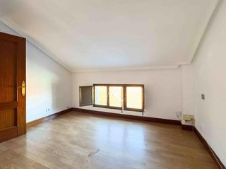 Piso en venta en Centro - Desierto - Arrontegi en Barakaldo