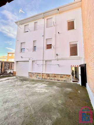 Edificio en venta en Trobajo del Camino en San Andrés del Rabanedo