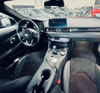 TOYOTA GR SUPRA MANUAL GT4 100th EDITION TRIBUTE.