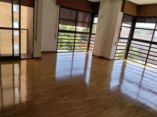 Piso en venta en Campo de la Juventud en Palencia