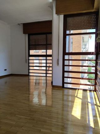 Piso en venta en Campo de la Juventud en Palencia