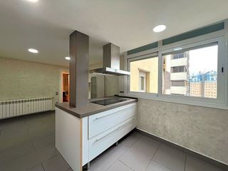 Piso en alquiler en Ciudad Jardín - Parque Roma en Zaragoza