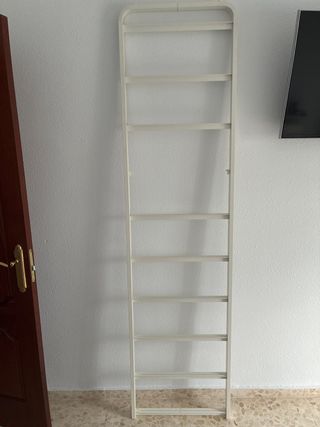 Estructura vestidor metálica blanca