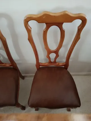 Juego de 6 sillas de madera de allá para restaurar