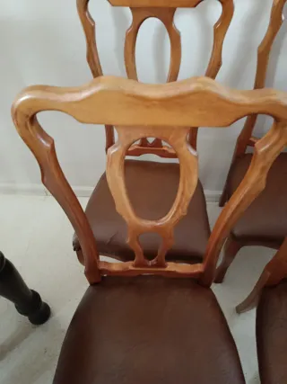 Juego de 6 sillas de madera de allá para restaurar