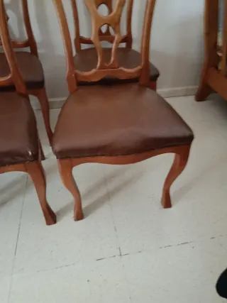 Juego de 6 sillas de madera de allá para restaurar