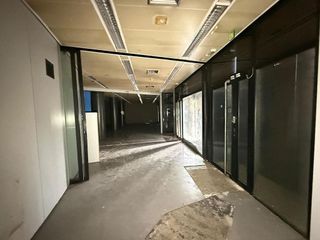 Local comercial en alquiler en La Maternitat i Sant Ramon en Barcelona