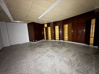 Local comercial en alquiler en La Maternitat i Sant Ramon en Barcelona