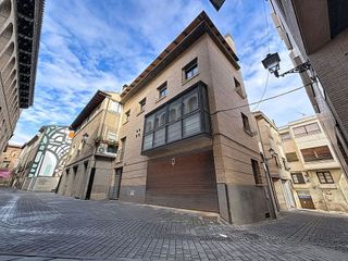 Chalet en venta en Tudela