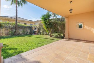 Casa pareada en venta en Calahonda en Mijas