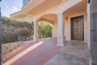 Casa pareada en venta en Calahonda en Mijas