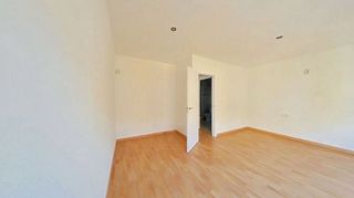 Piso en venta en Santa Perpètua de Mogoda