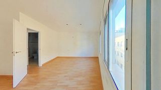 Piso en venta en Santa Perpètua de Mogoda